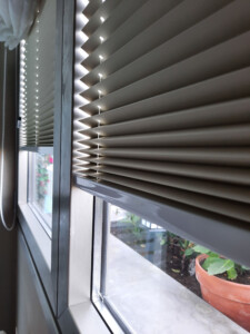 Proteccion solar toldos cortinas 213 scaled Proteccion solar toldos cortinas 213 scaled